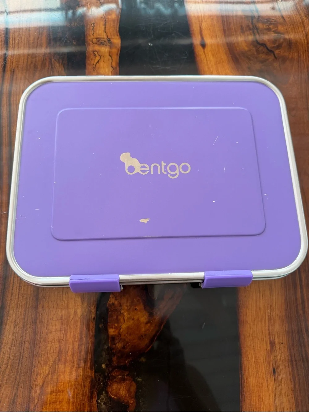 Bentgo Purple stainless steel lunchbox – leak proof design Secure Clips